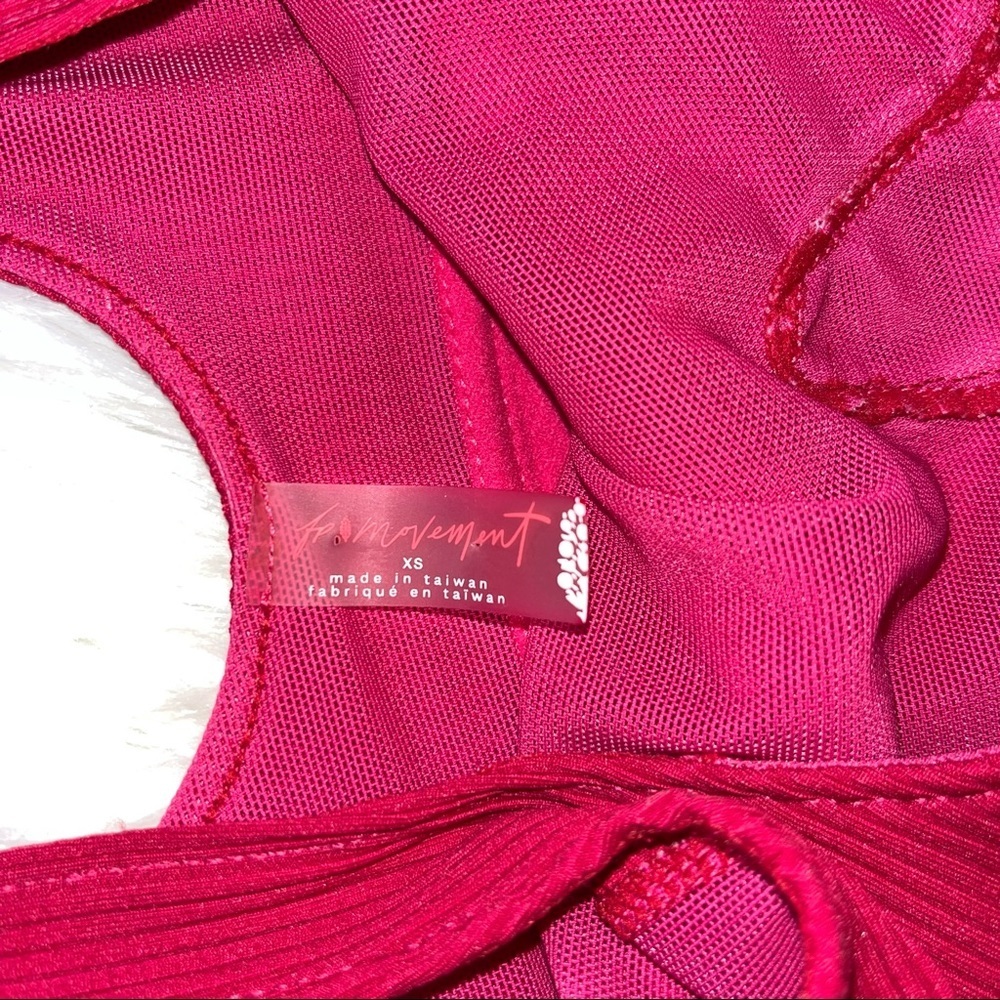 Free People // Fuchsia Ribbed Crop Top - Picture 4 of 6